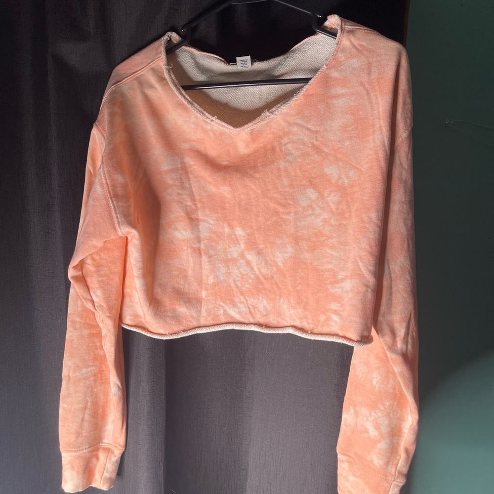 Peach tie dye long sleeve crop top
